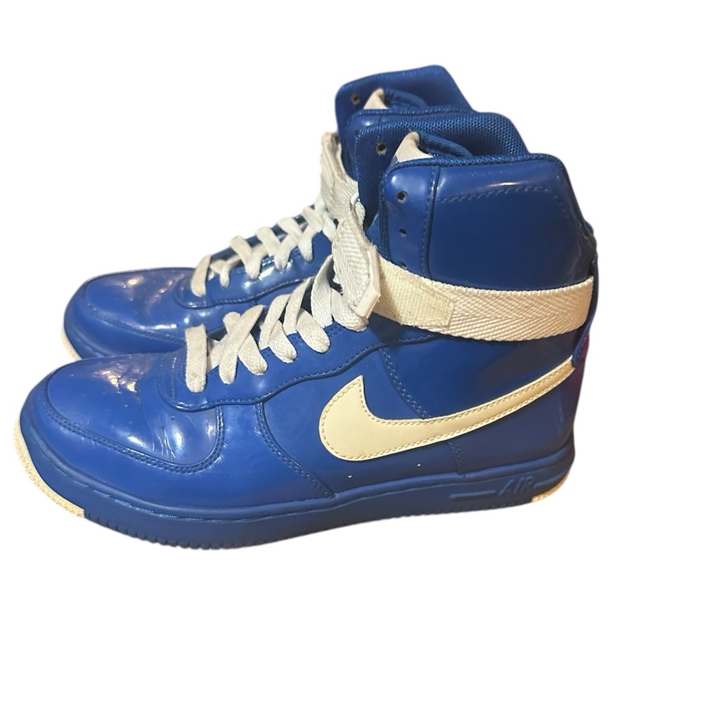 Nike Blue and White Athletic Shoes